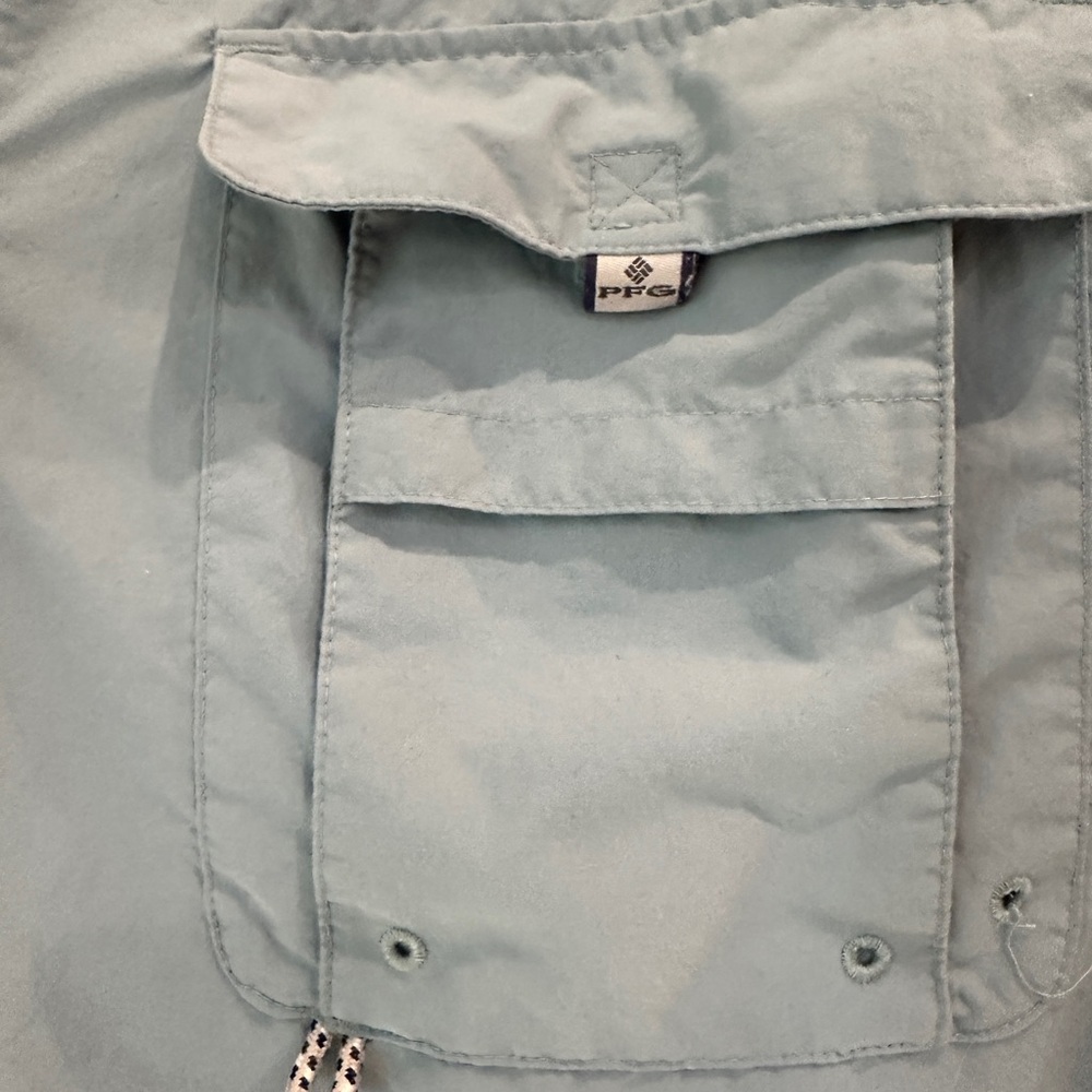 Columbia Men's Lightweight Tan and Blue fishing shirts - Picture 5 of 11